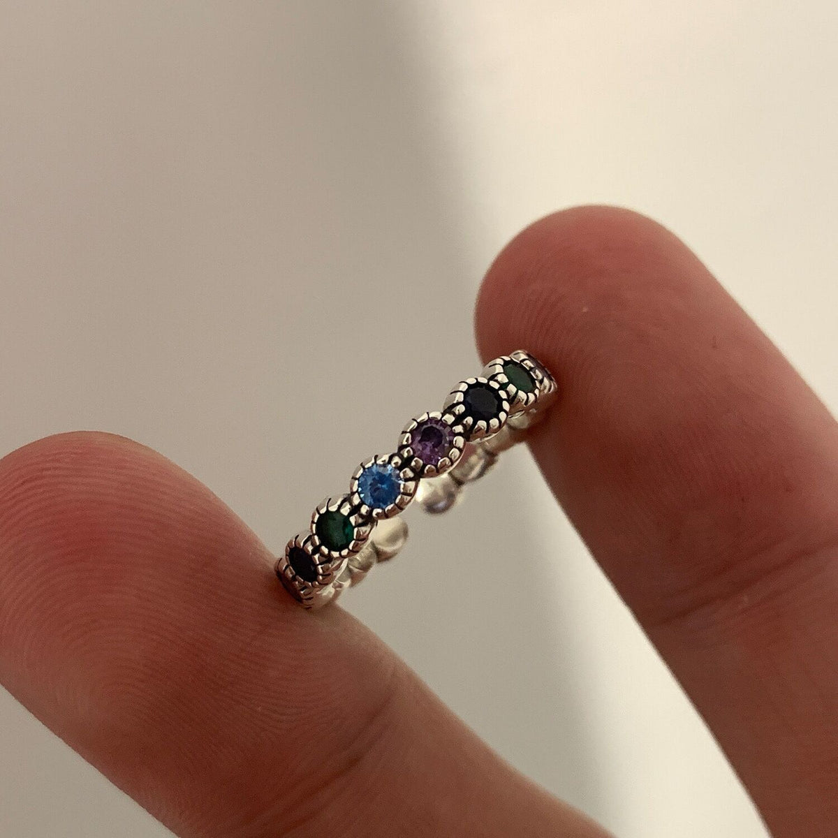 Anillo con piedras de colores, acero inoxidable 304 color acero