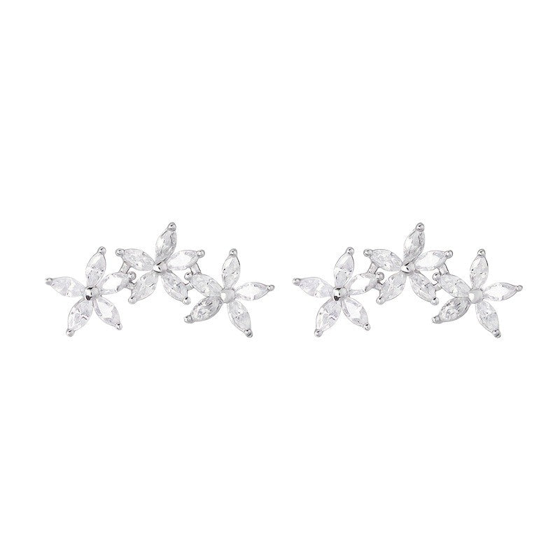 Aretes para mujer en plata con diseño de flores (Plata)