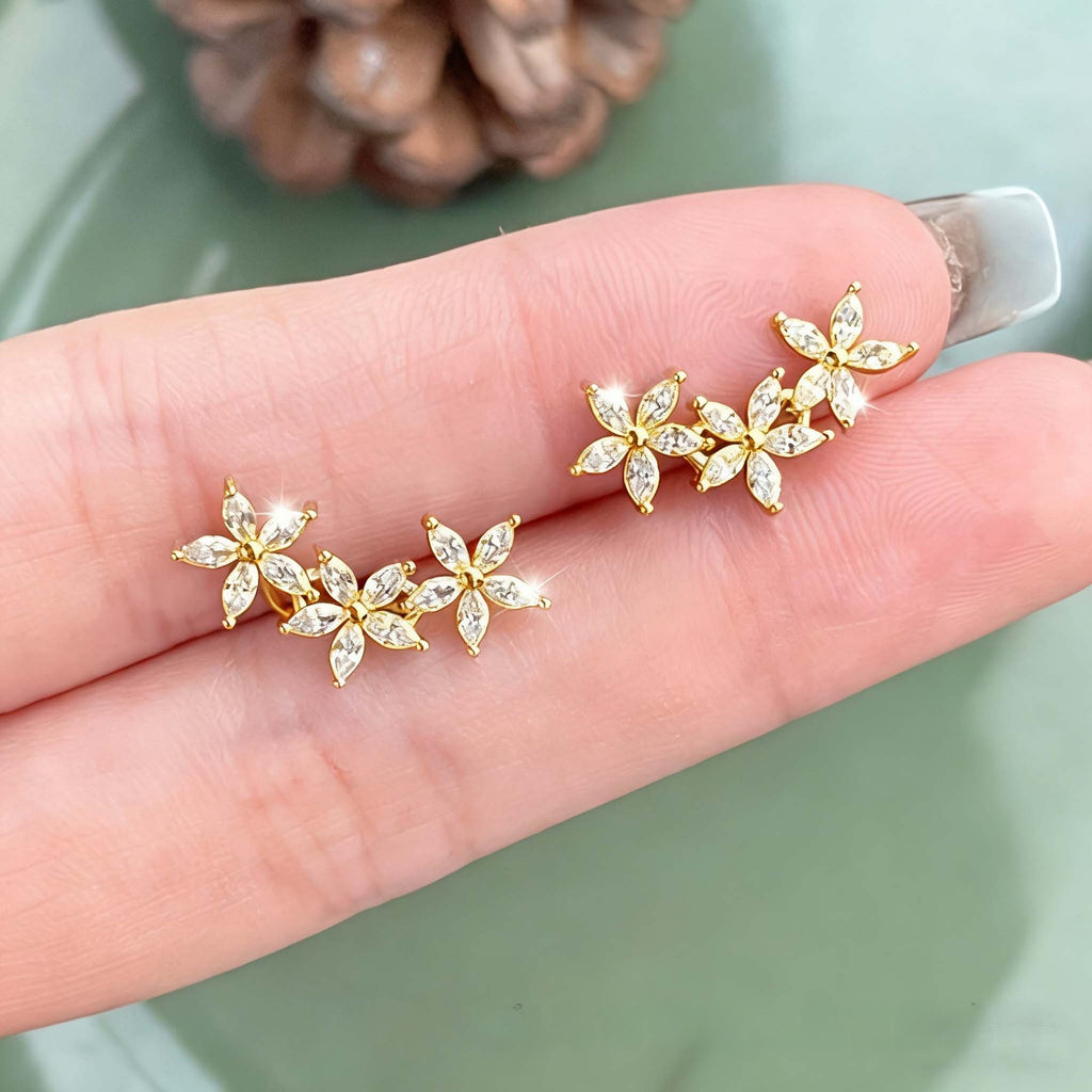 Aretes para mujer en plata con diseño de flores (Oro)