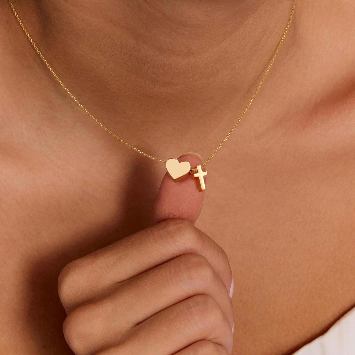 Collar Unisex Acero 304 Forma de Corazón, Chapado Oro 18K